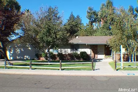 1401 Wallin Way, Modesto, CA 95351 photo 1