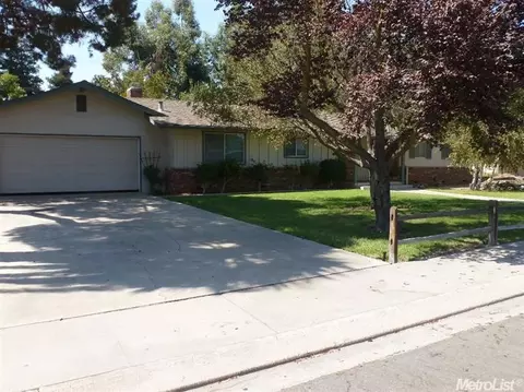 1401 Wallin Way, Modesto, CA 95351 photo 2