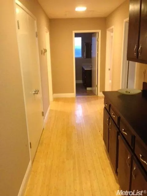 2404 Naas Ct, Modesto, CA 95358 photo 17