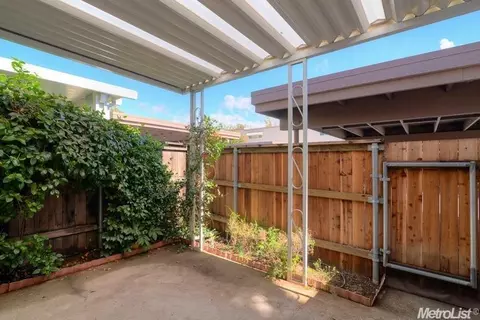 5979 Via Casitas, Carmichael, CA 95608 photo 17