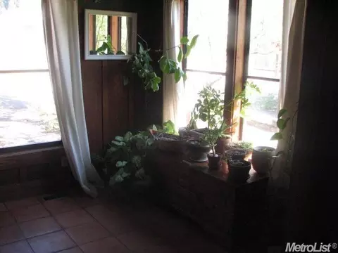 34 School St, Colfax, CA 95713 photo 2