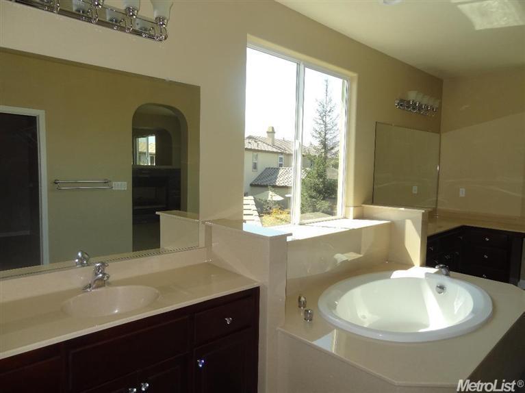 3833 Biltmore Dr, Turlock, CA 95382 photo 15