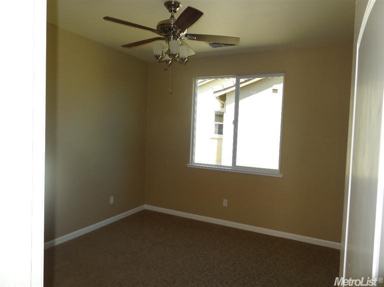 3833 Biltmore Dr, Turlock, CA 95382 photo 19