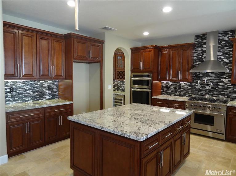 3833 Biltmore Dr, Turlock, CA 95382 photo 7