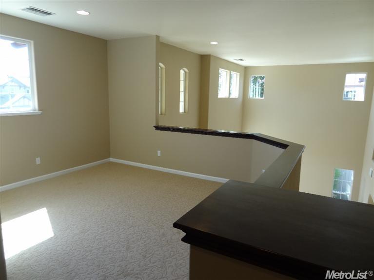 3833 Biltmore Dr, Turlock, CA 95382 photo 16