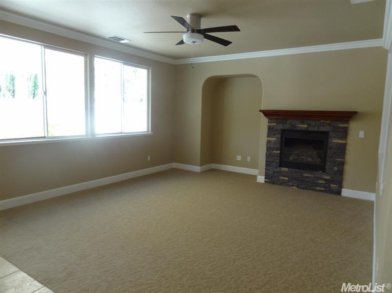 3833 Biltmore Dr, Turlock, CA 95382 photo 10