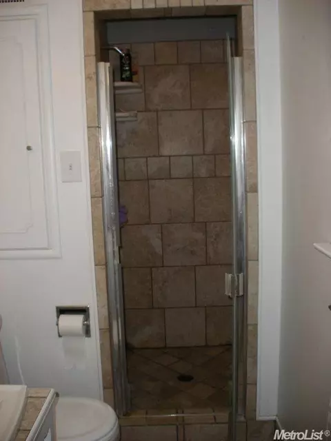 2301 Thomas St, Ceres, CA 95307 photo 13