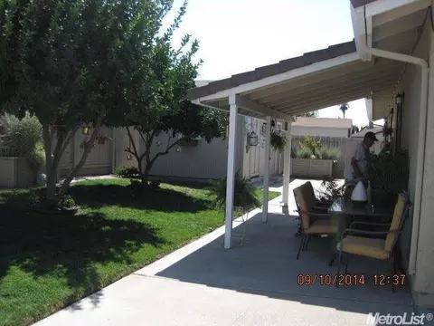 1218 Windsor Pl, Manteca, CA 95336 photo 8