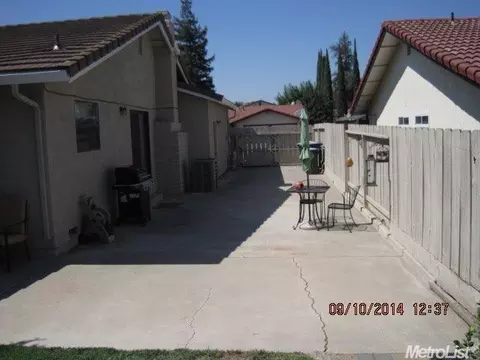 1218 Windsor Pl, Manteca, CA 95336 photo 9
