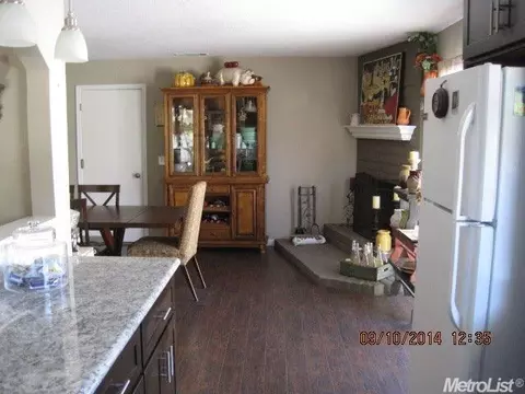 1218 Windsor Pl, Manteca, CA 95336 photo 5