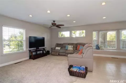 4201 Marshall Ave, Carmichael, CA 95608 photo 9