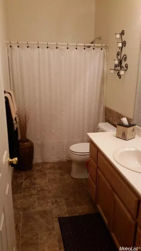 1126 Edith, Ceres, CA 95307 photo 17