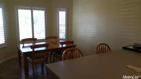 1126 Edith, Ceres, CA 95307 photo 7