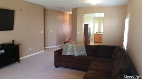 1126 Edith, Ceres, CA 95307 photo 9