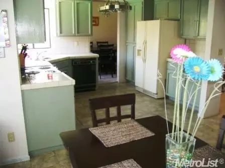 901 Georgetown Ave, Turlock, CA 95382 photo 7