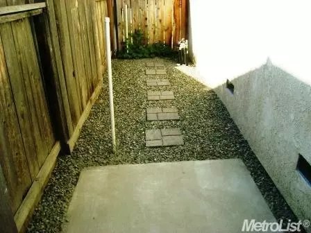 901 Georgetown Ave, Turlock, CA 95382 photo 22