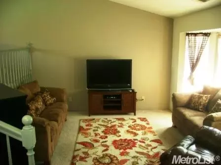 901 Georgetown Ave, Turlock, CA 95382 photo 5