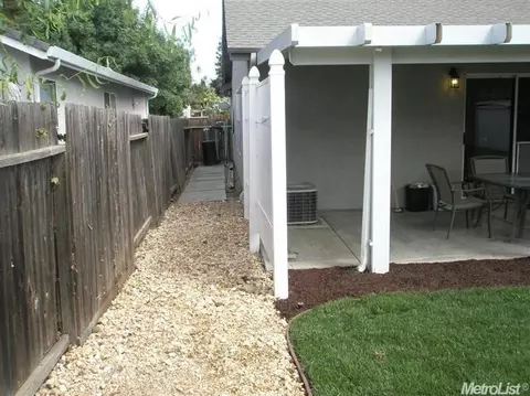 459 Thrush Dr, Patterson, CA 95363 photo 17