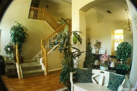 103 Arrowsmith Dr, Folsom, CA 95630 photo 4