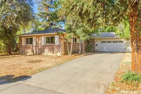 831 Sycamore Ln, Davis, CA 95616 photo 1