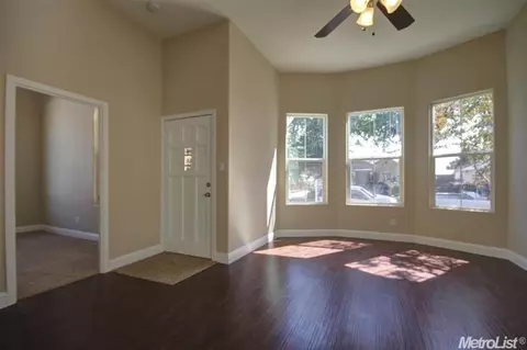 85 W 7th St, Tracy, CA 95376 photo 4