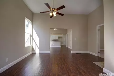 85 W 7th St, Tracy, CA 95376 photo 7
