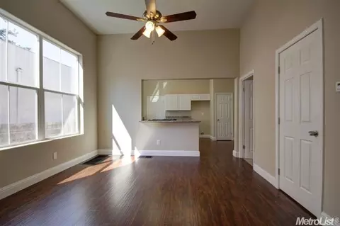 85 W 7th St, Tracy, CA 95376 photo 8