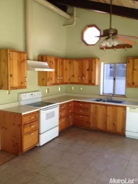 650 Betterley Ln, Auburn, CA 95603 photo 3
