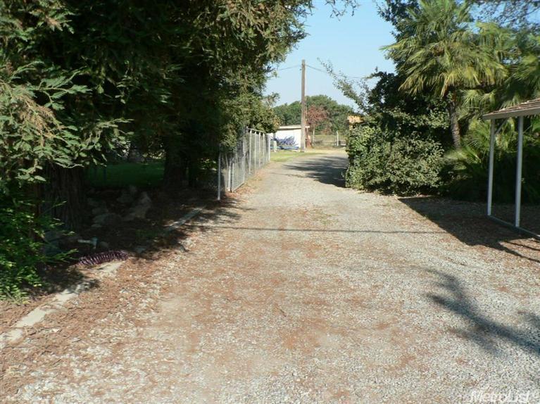 606 S Johnson Rd, Turlock, CA 95380 photo 17