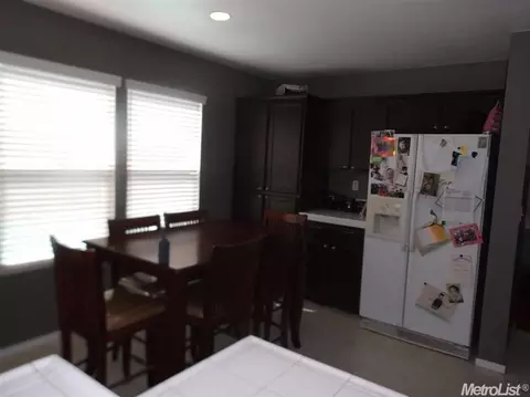 736 Granite Ave, Lathrop, CA 95330 photo 9