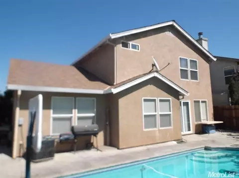 736 Granite Ave, Lathrop, CA 95330 photo 5