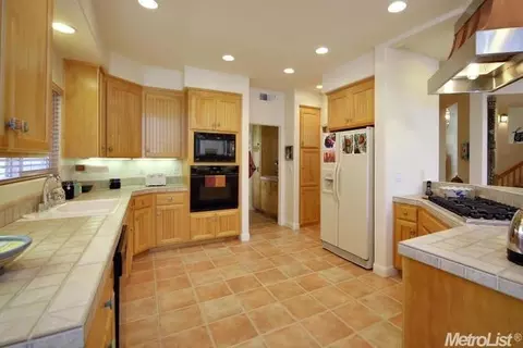 4210 Dogwood Pl, Davis, CA 95618 photo 13