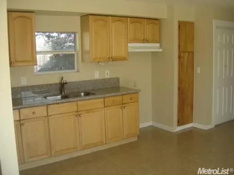1508 Lynn Ave, Modesto, CA 95358 photo 3