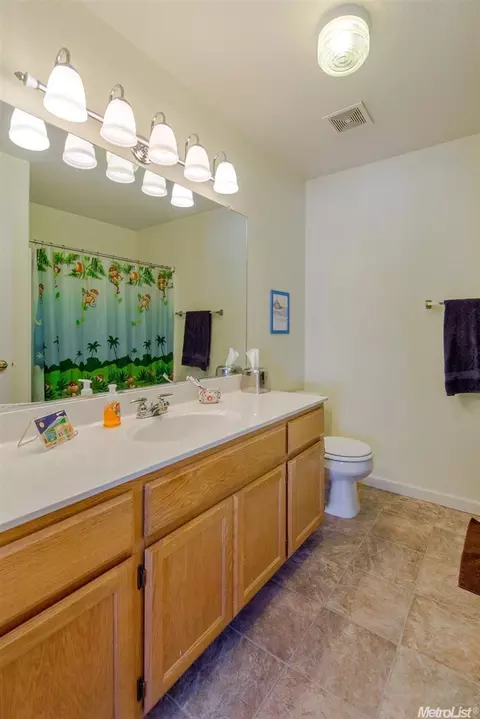 8010 Firestone Way, Antelope, CA 95843 photo 22