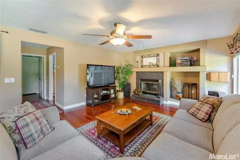 8010 Firestone Way, Antelope, CA 95843 photo 17