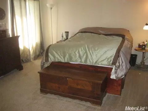 854 Granite Ave, Lathrop, CA 95330 photo 13