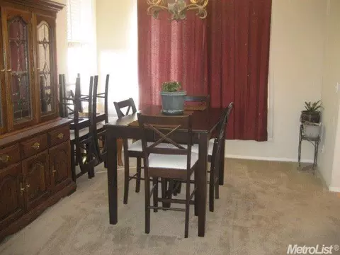 854 Granite Ave, Lathrop, CA 95330 photo 8