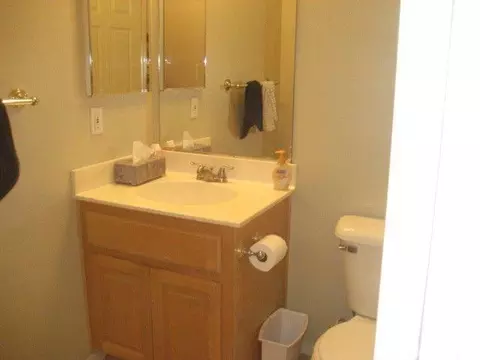 854 Granite Ave, Lathrop, CA 95330 photo 10