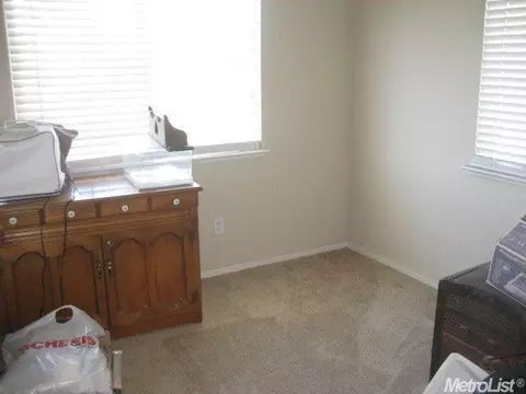 854 Granite Ave, Lathrop, CA 95330 photo 19