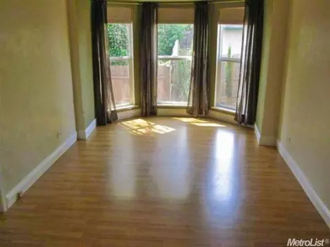 3505 Scenic Dr, Modesto, CA 95355 photo 2