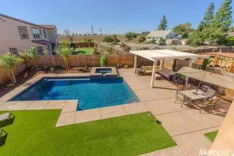 4214 Mahogany Ln, Davis, CA 95618 photo 3