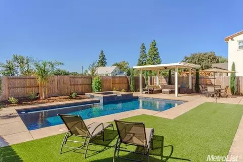 4214 Mahogany Ln, Davis, CA 95618 photo 6