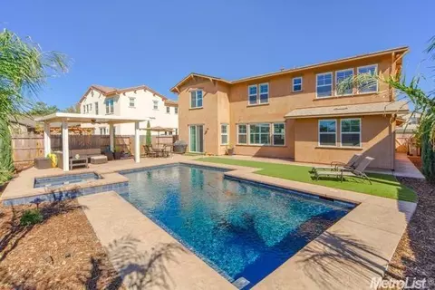 4214 Mahogany Ln, Davis, CA 95618 photo 4