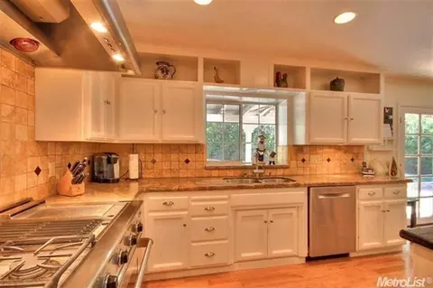 4444 Mapel Ln, Carmichael, CA 95608 photo 9