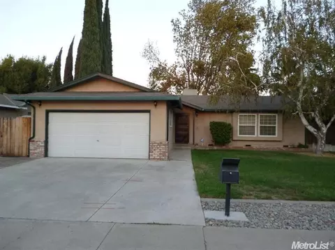 2716 10th St, Ceres, CA 95307 photo 1