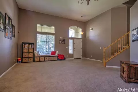2812 Olympus Ct, Modesto, CA 95356 photo 5