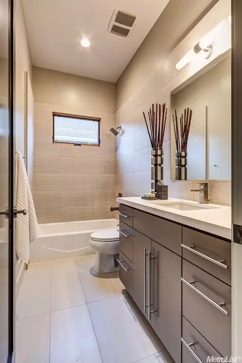 3925 Yana Pl, Davis, CA 95618 photo 16