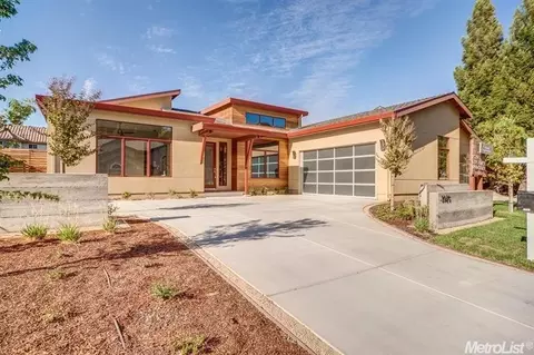 3925 Yana Pl, Davis, CA 95618 photo 1