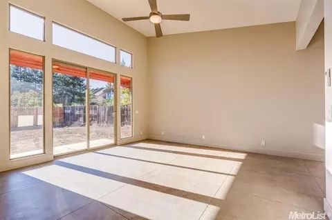 3925 Yana Pl, Davis, CA 95618 photo 13