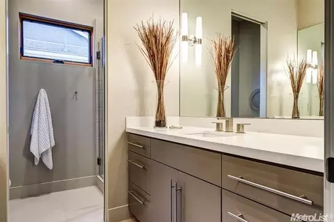 3925 Yana Pl, Davis, CA 95618 photo 15